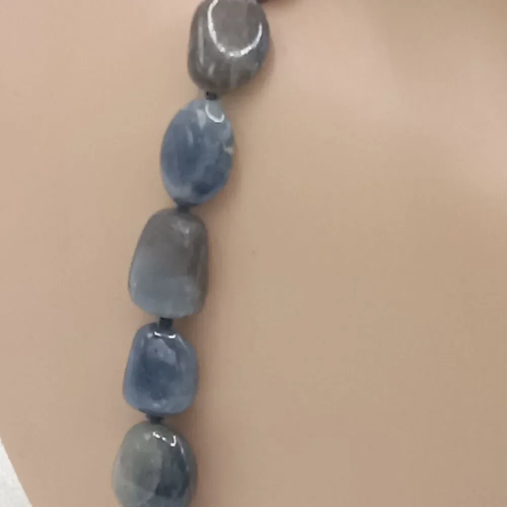 Stauer Tumbled Stone Bead Necklace Gray Natural Polished Gemstones Nuggets